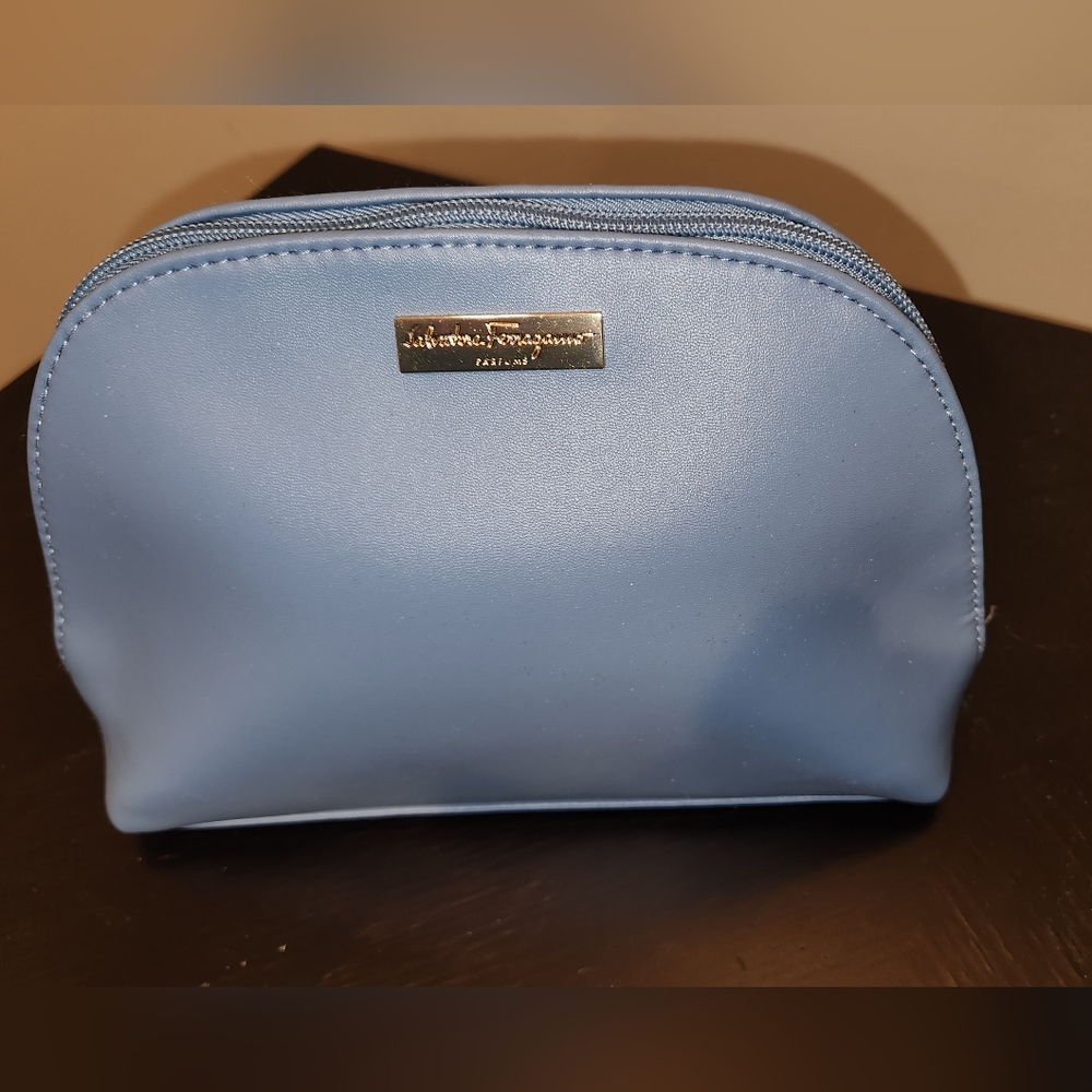 SALVATORE FERRAGAMO TRAVEL BAG NWOT